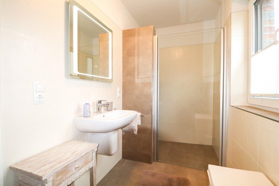 Badezimmer Etagenwohnung Bad Zwischenahn