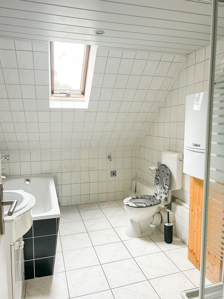 Badezimmer Etagenwohnung Hude