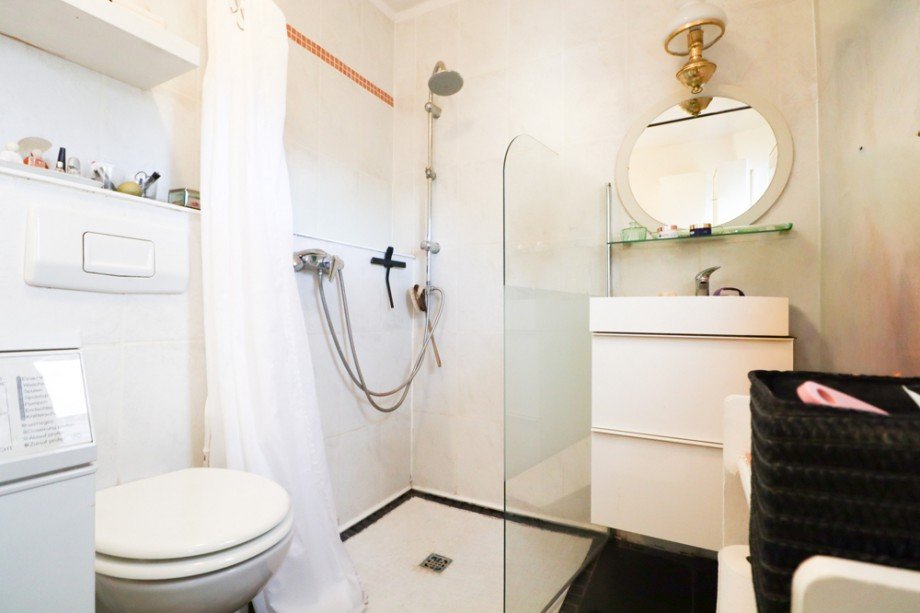 Badezimmer Doppelhaush�lfte Bad Zwischenahn