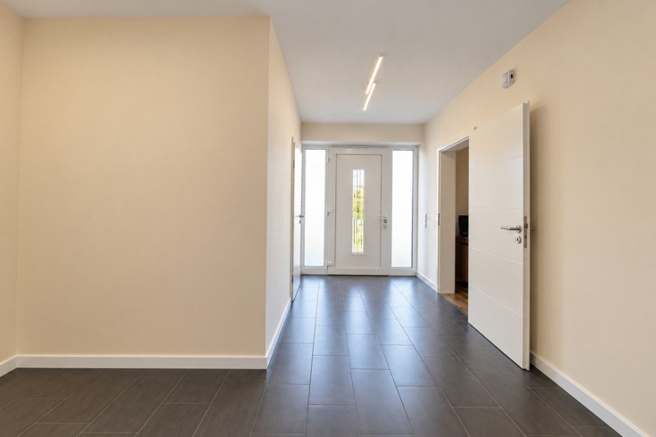 Eingangsbereich im EG Zweifamilienhaus Herzlake