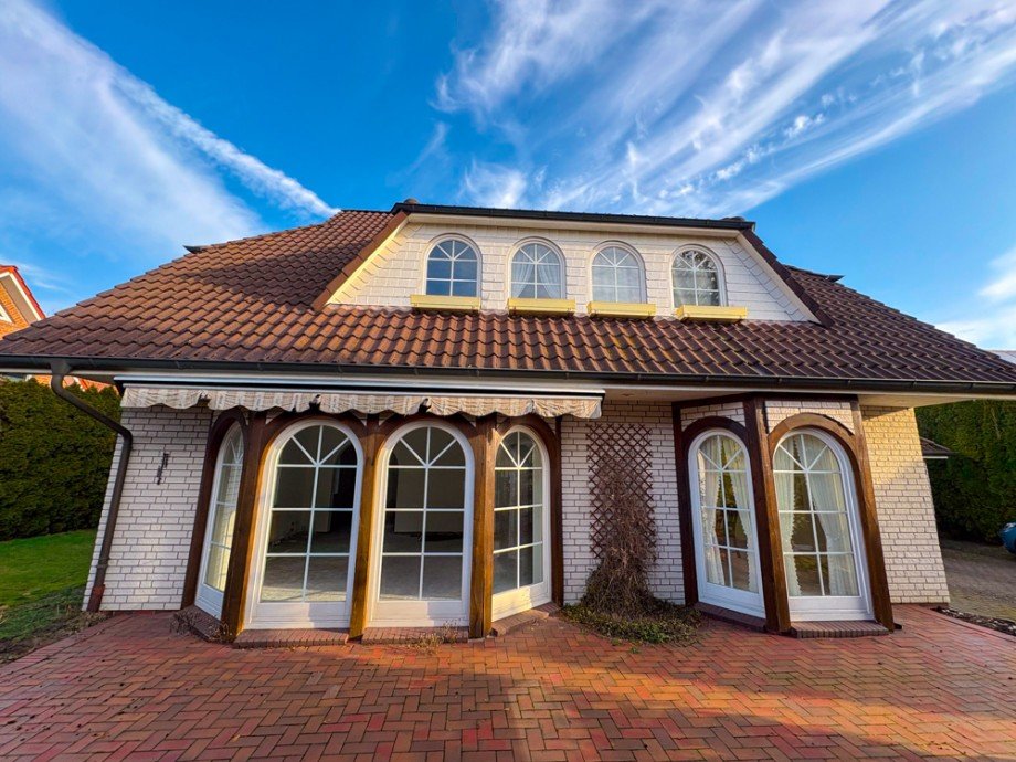 Terrassenansicht Einfamilienhaus Hatten