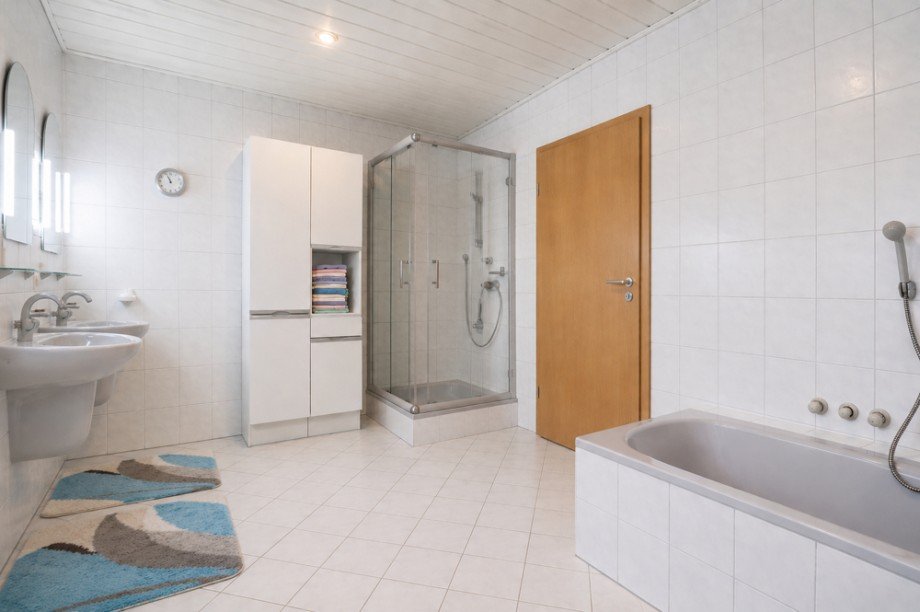 Badezimmer Einfamilienhaus Bad Zwischenahn