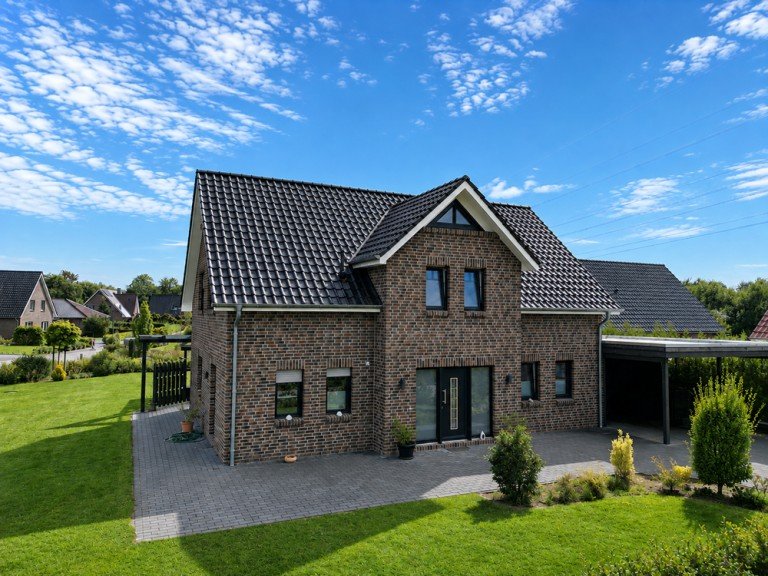 Au�enansicht Bockhorn Einfamilienhaus Mehr als vier W�nde - Ihr neues Zuhause in Bockhorn!