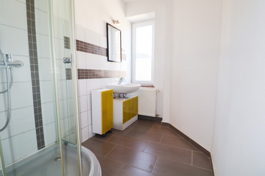 Whg. 2 - Badezimmer Mehrfamilienhaus Barver