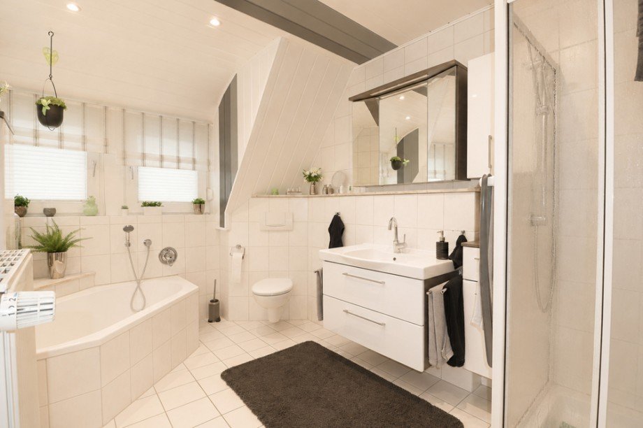 Badezimmer OG Zweifamilienhaus Diepholz