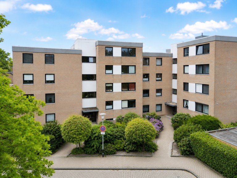 Au�enansicht Oldenburg Erdgeschosswohnung Ein Investment mit Zukunft - Vermietete 4-Zimmer-Eigentumswohnung in Oldenburg!