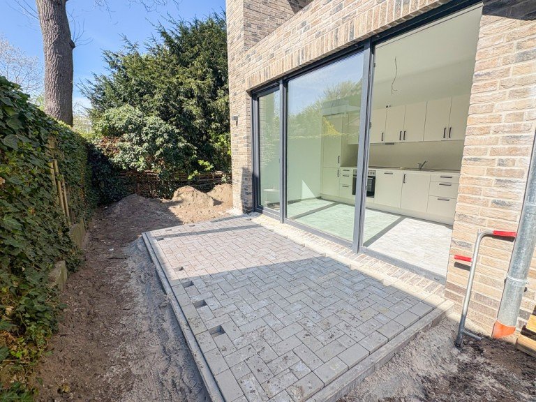 Terrasse K�che Oldenburg Erdgeschosswohnung WG ZIMMER! Neubauwohnung sucht passende Bewohner! 3 Zimmer mit 3 Terrassen & EBK