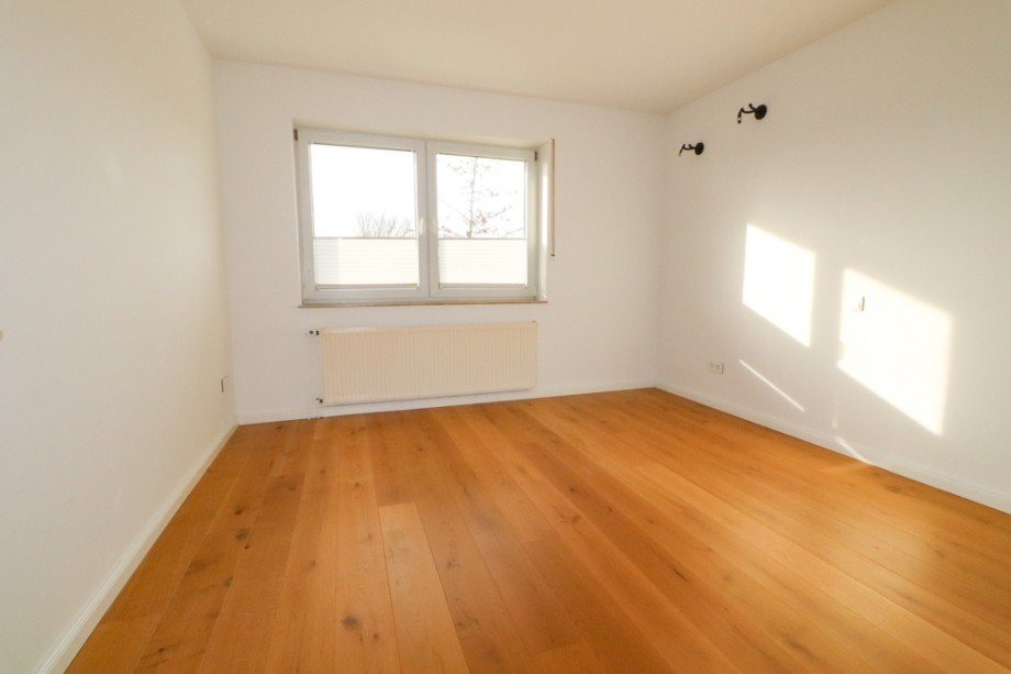 3. Zimmer im OG Zweifamilienhaus Friesoythe