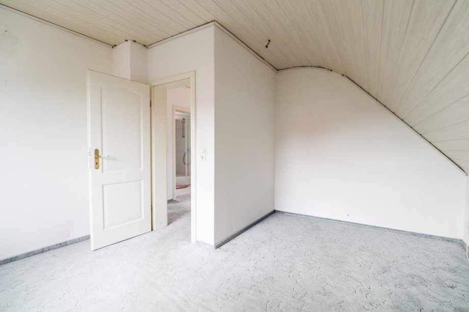 4. Zimmer im OG Einfamilienhaus Hatten