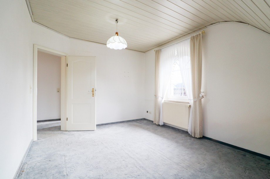 3. Zimmer im OG Einfamilienhaus Hatten