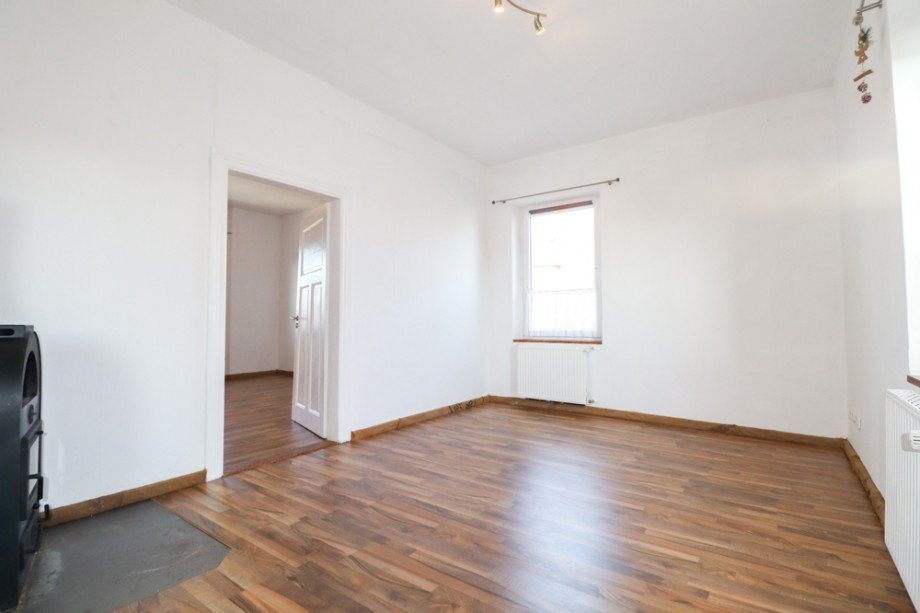 Whg. 2 - Wohnzimmer Mehrfamilienhaus Barver