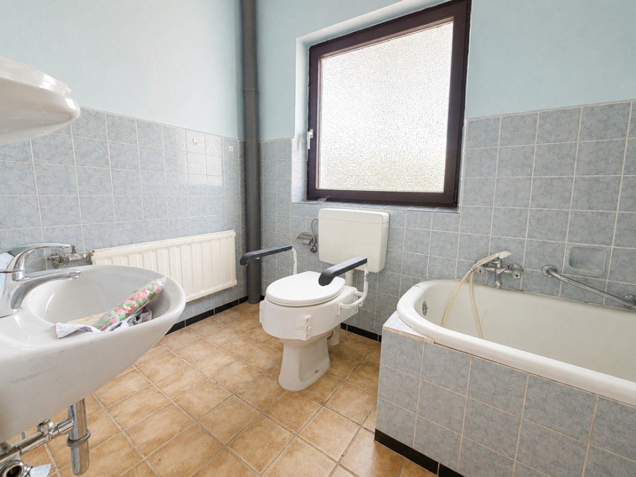 Badezimmer_Erdgeschoss Einfamilienhaus Wardenburg