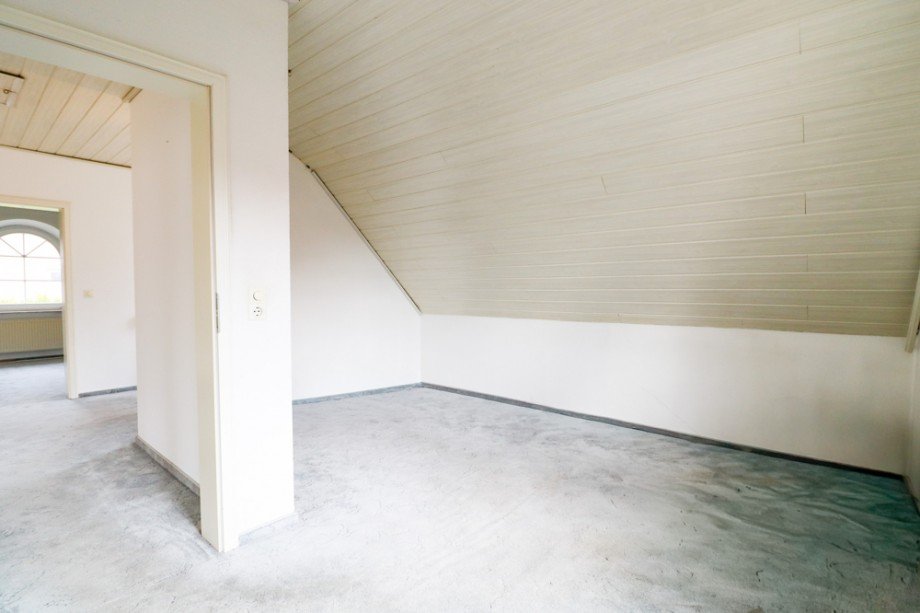 4. Zimmer im OG Einfamilienhaus Hatten