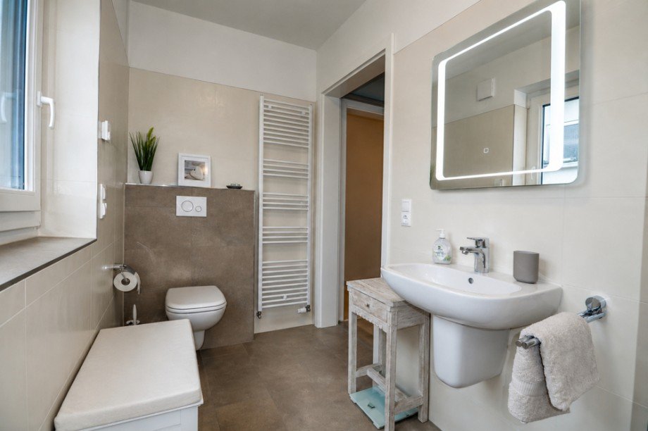 Badezimmer Etagenwohnung Bad Zwischenahn