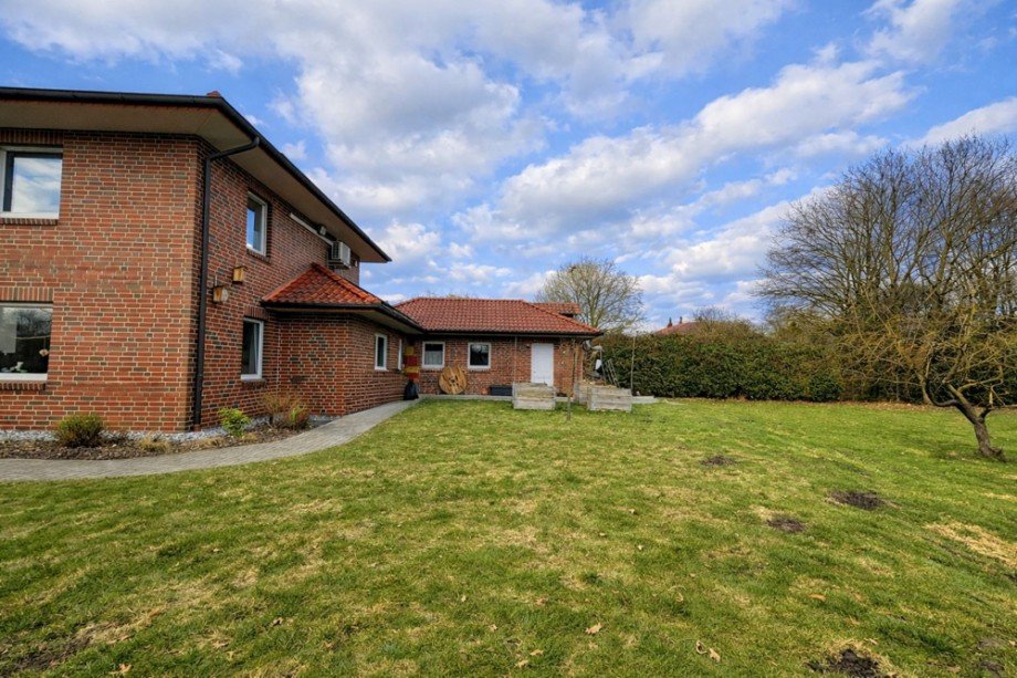 Garten Zweifamilienhaus Friesoythe