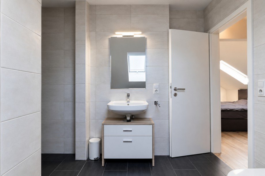 2. Badezimmer im OG Zweifamilienhaus Herzlake