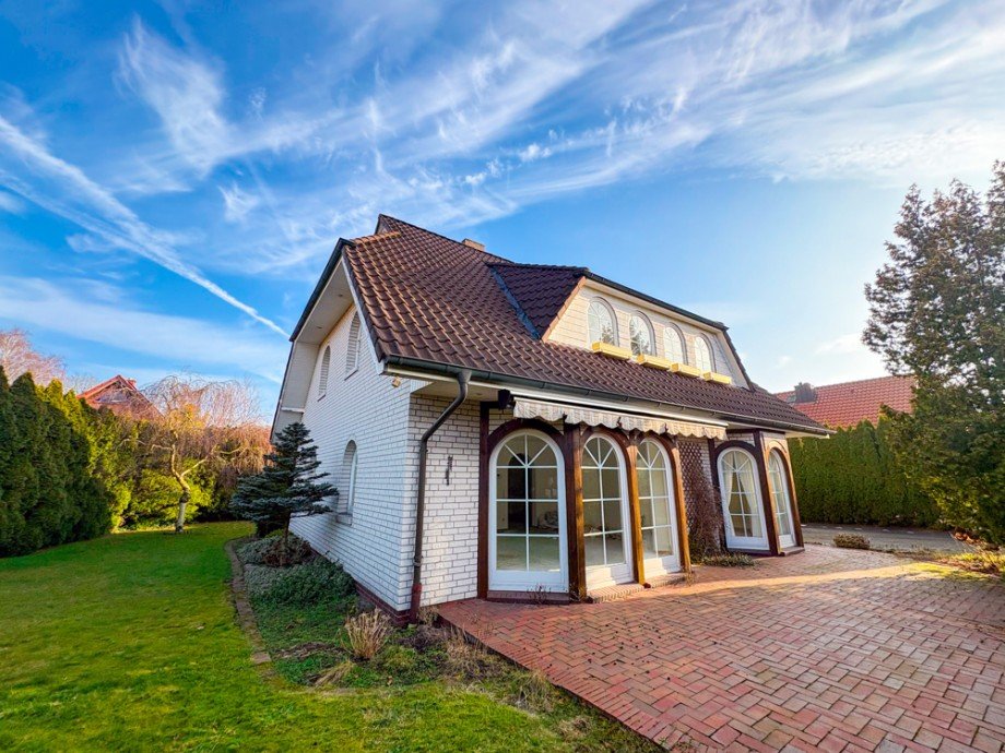 Terrassenansicht Einfamilienhaus Hatten