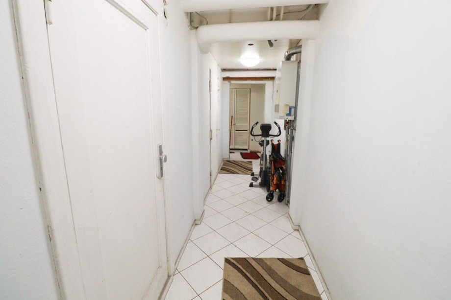 Keller - Gewerbefl�che Haus Bremen