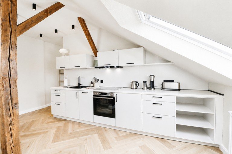 K�che Oldenburg Dachgeschosswohnung ALL-INCLUSIVE! Altbau-Traum mit freistehender Badewanne!