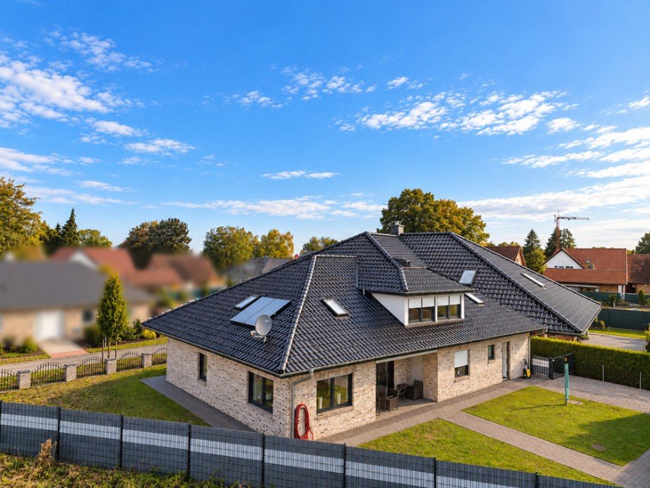 Au�enansicht Zweifamilienhaus Herzlake