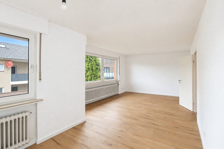 Wohn- und Essbereich Edewecht Etagenwohnung Helle 3-Zimmer Wohnung in zentraler Lage von Edewecht!
